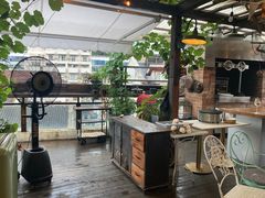 -普朗姆生蚝吧(原建国路店)