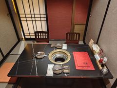 -山川小町·极番烧肉(新地假日广场店)