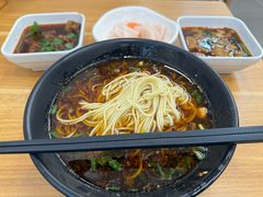 -丽影重庆小面(定西路店)