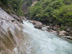 -鄣山大峡谷