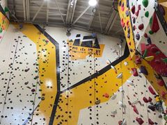 -问山MountQuest攀岩馆