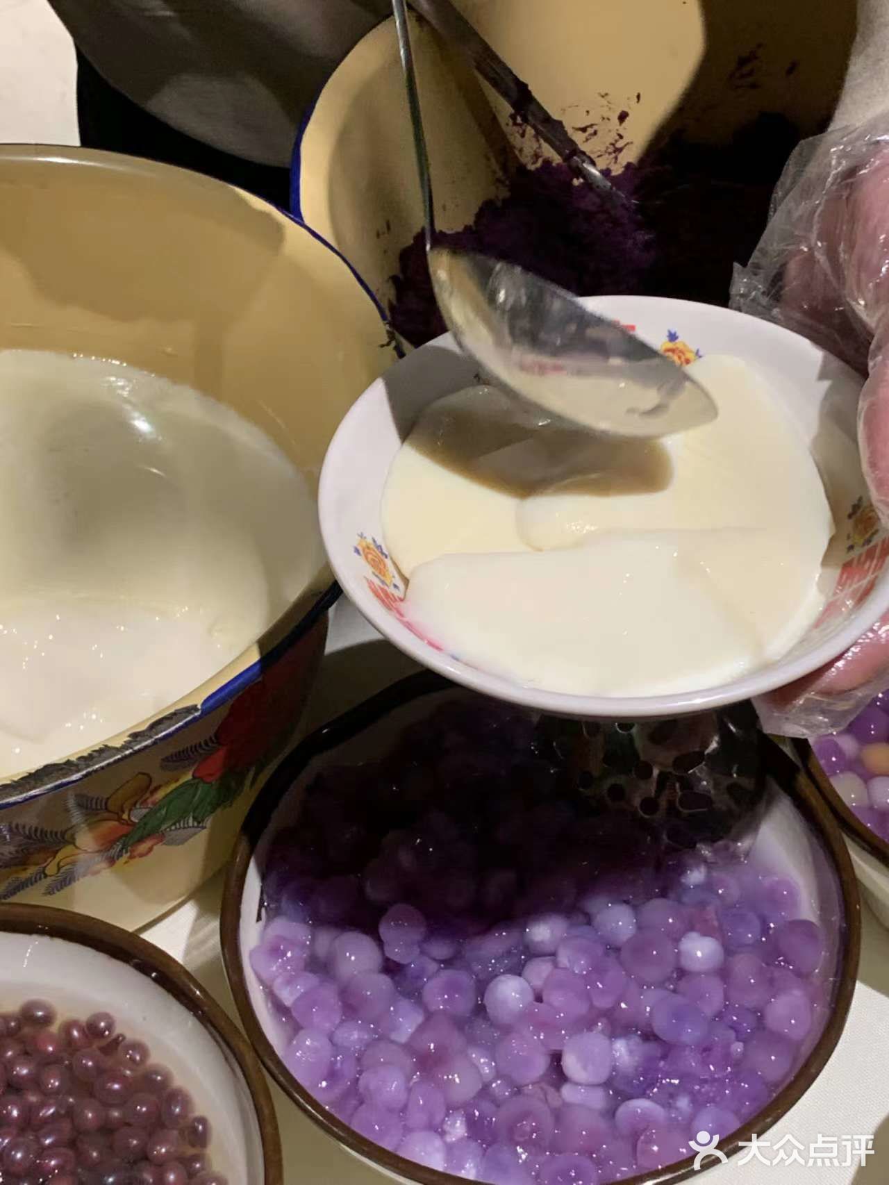 救命啊！你家芋泥不要钱是吧！溢出了..