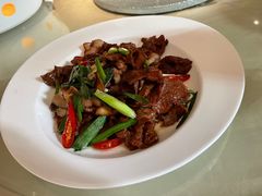 -渝半城经典川粤菜(重庆天地店)