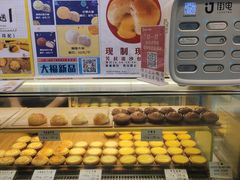 面包甜点陈列柜-芳叔(江南新地店)