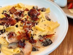 -ROAST coffee & eatery