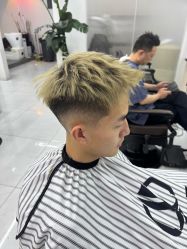 -尤司男士国潮理发馆