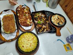 -老东镇啤酒屋海鲜加工·蒸汽海鲜·海鲜烧烤(台东店)