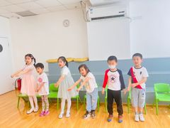 -蓝话筒·少儿成人演讲口才·主持朗诵·戏剧表演(大华第一坊店)