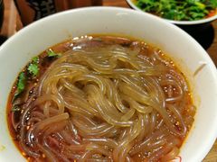 万记特色酸辣粉-万记麻辣烫国展总店