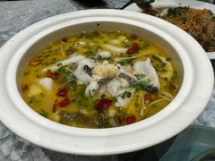 金汤酸菜鱼-聚丰园•湖鲜餐厅(阿红私房菜梅石路店)