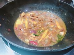 -胡须佬鸡煲四季火锅店(石厦西村直营店)