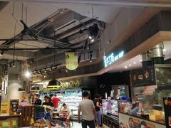 -吾悦广场(南京鼓楼店)