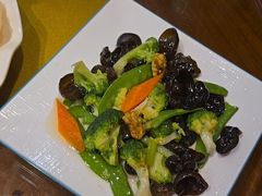 -那家老院子东北菜·饺子·小鸡炖蘑菇(艳华街店)
