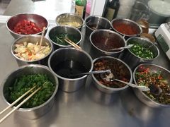 -巍山火巴肉饵丝(大理古城店)