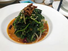 凉拌菠菜-上关雪東北菜(中房金谊店)