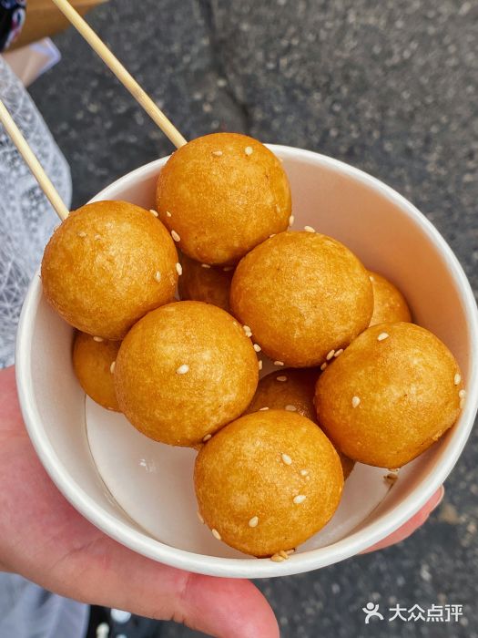 黑色经典臭豆腐·湖南特产(步行街店)糖油粑粑图片