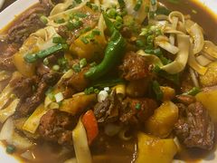 大盘鸡-西北兄弟大盘鸡卷子鸡