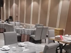 -朱记乳鸽王·非遗石岐乳鸽·全鸽宴(大兴旗舰店)