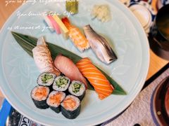 -小山日本料理(电子大厦店)