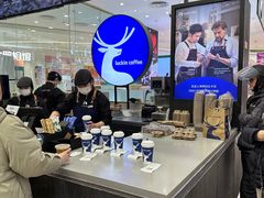 -瑞幸咖啡(宜昌国贸购物中心店)