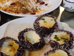 -三亚火车头万人海鲜广场