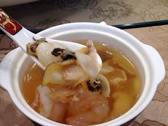 松茸鲍鱼盅-浦江餐饮·上海菜馆(五四路店)