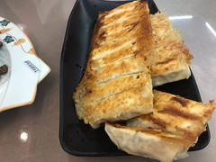 猪肉三鲜锅贴-大眼锅贴饺子(河西店)