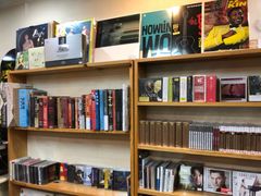 -M.F CDshop唱片店