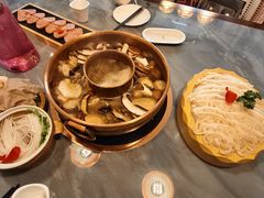 -慢丽江·云南野生菌土鸡锅(付家庄店)