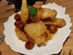 -山楂树融合菜餐厅