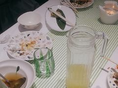 -桂满陇·手作小笼包&江南叫花鸡(中山公园店)