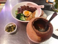 泰式椰皇炖乌鸡汤-陈鹏鹏潮汕菜(宝安机场T3航站楼店)