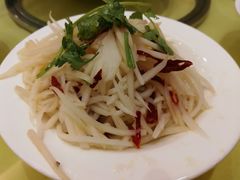 -山明水秀大饭店