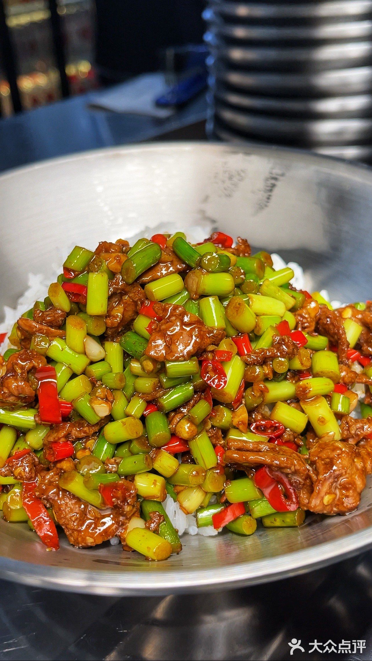 长沙十万年轻人打卡的盖码饭来西安了