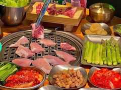 -唯成•韩国炭火烤肉 유성고기