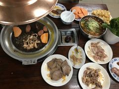 -石记东北风味烤肉店(子固路店)