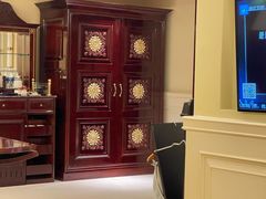 -深圳富苑皇冠假日套房酒店