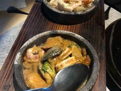 -穹六人间 people 6(岳阳路店)
