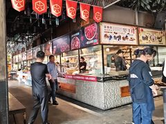 -琥珀老六龙虾(四里河店)