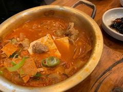 猪颈肉泡菜汤-金北顺大锅家(신사본점)