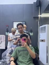 点击看大图 -藤野造型专业烫染接发