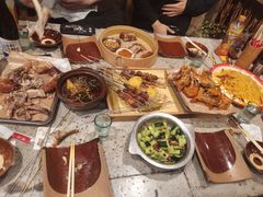 -破瓦寒窑·地摊烤羊排