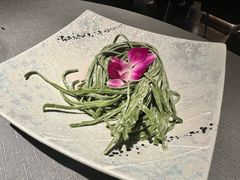 -左庭右院鲜牛肉火锅黑金店(陆家嘴中心店)