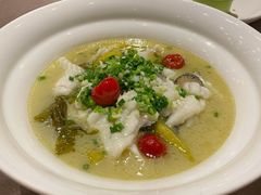 川式酸菜煮珍珠龙趸鱼-广州文华东方酒店·江-由辉师傅主理