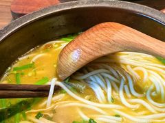 -良米山·云南野生菌过桥米线(上海首店)