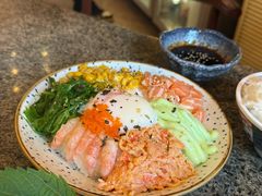 三文鱼甜虾波奇饭-梦山水日本烧肉(五四广场店)