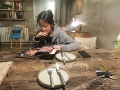 -HIGH FIVE哈福手工汉堡(桂林路店)