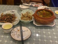 -小厨子私房菜·云南美食店