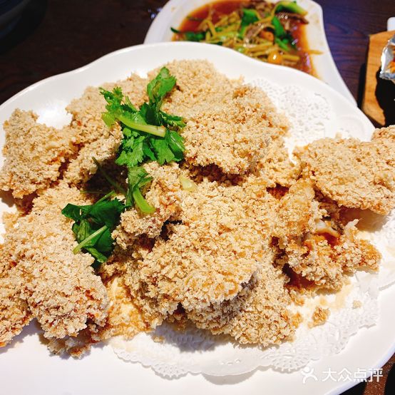 红书总都美食坊