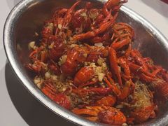 -琥珀老六龙虾(四里河店)
